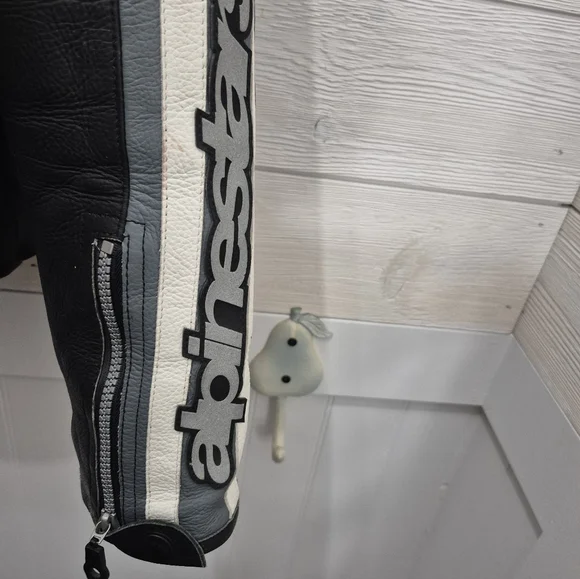 Alpinestars Motorcycle Jacket - Picture 5 of 6